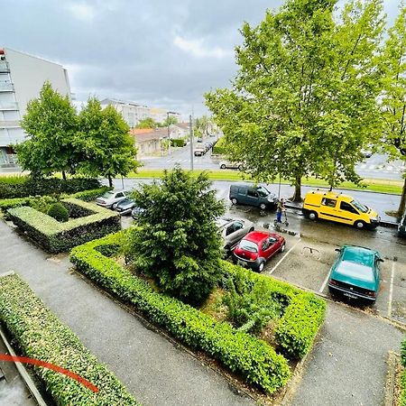 Luminous Apartment With Parking Near The City Center Cenon Exteriér fotografie