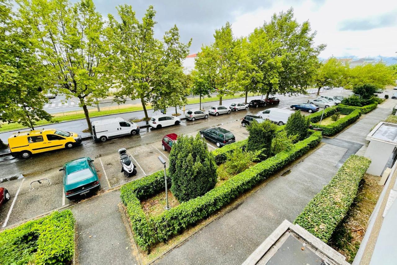 Luminous Apartment With Parking Near The City Center Cenon Exteriér fotografie